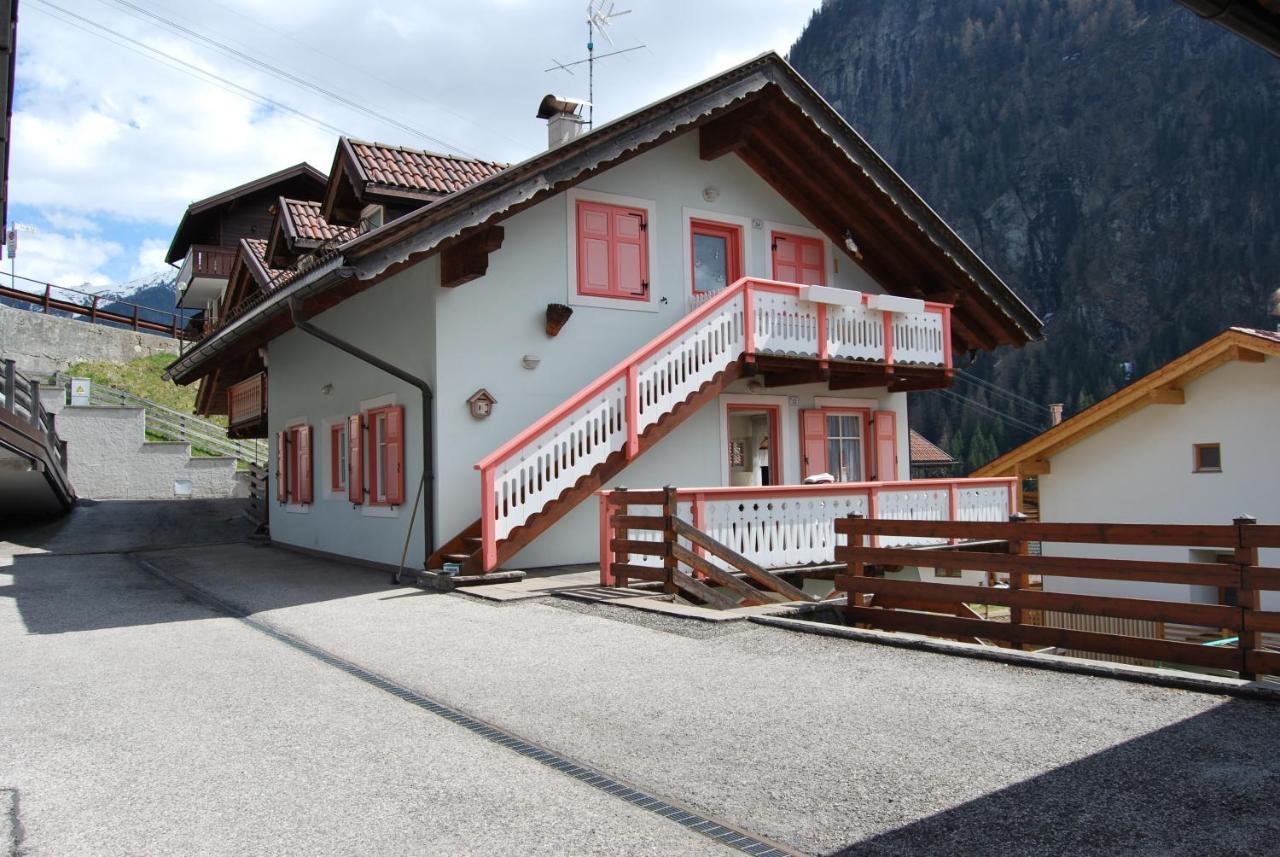 Appartamento Col Val Di Fassa Con Terrazza Bagni Rinnovati 2023 Campitello di Fassa Luaran gambar